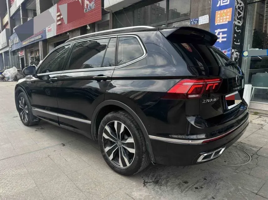 2023 Volkswagen Tiguan L 2.0T 186HP L4 7DCT,autocango,china used car exporter,china ev exporter,chinese used car exporter,chinese used ev exporter
