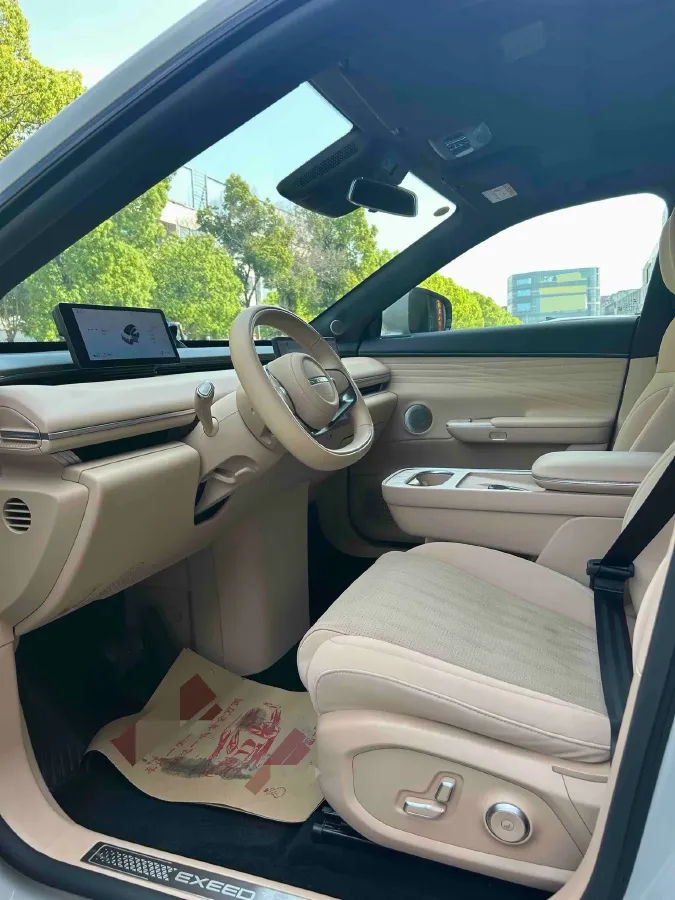 2024 Exceed Sterra ET 1.5T 156HP L4 REEV 41.16KWH,autocango,china used car exporter,china ev exporter,chinese used car exporter,chinese used ev exporter