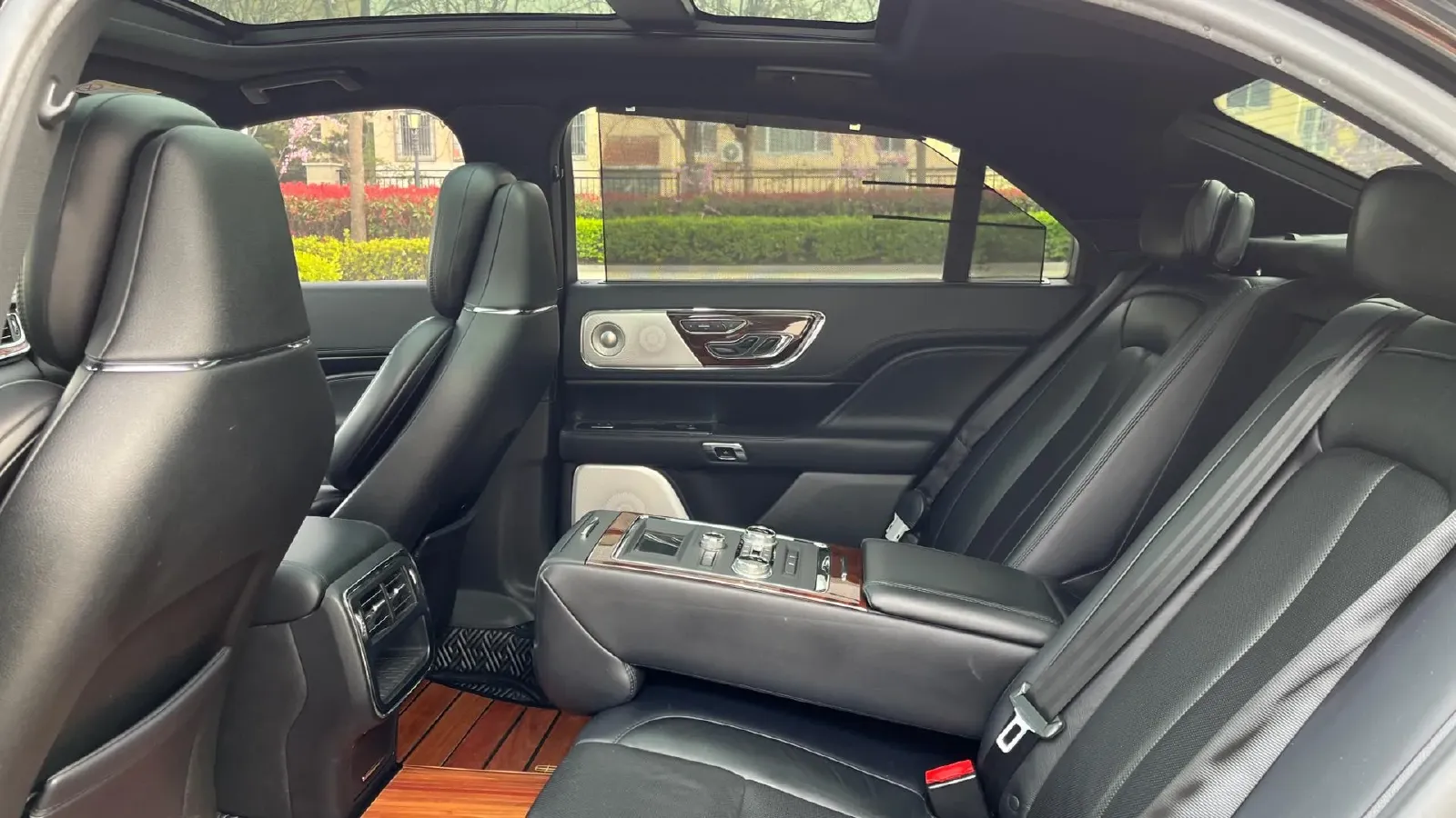 2018 Lincoln Continental 3.0T 378HP V6 6AT,autocango,china used car exporter,china ev exporter,chinese used car exporter,chinese used ev exporter