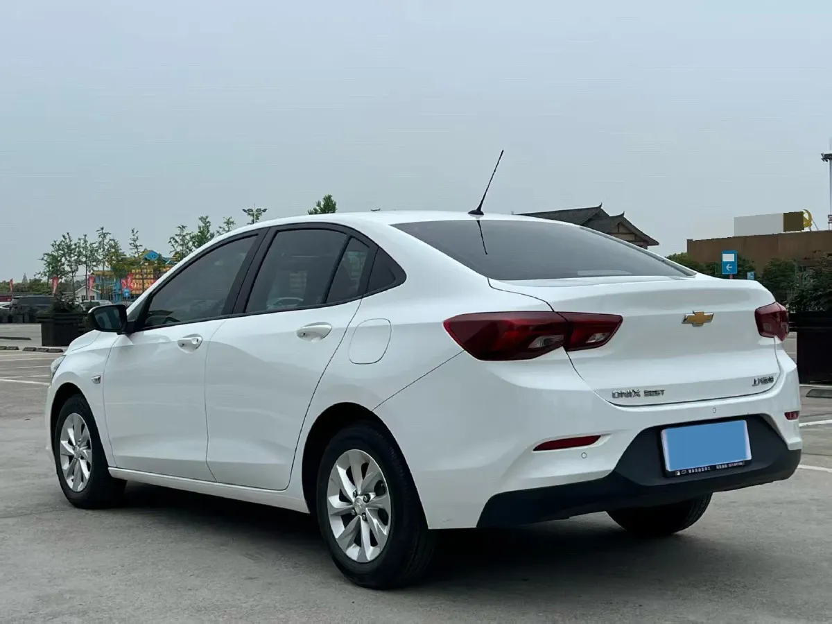 2021 Chevrolet Cavalier 1.0T 125HP L3 6AT,autocango,china used car exporter,china ev exporter,chinese used car exporter,chinese used ev exporter
