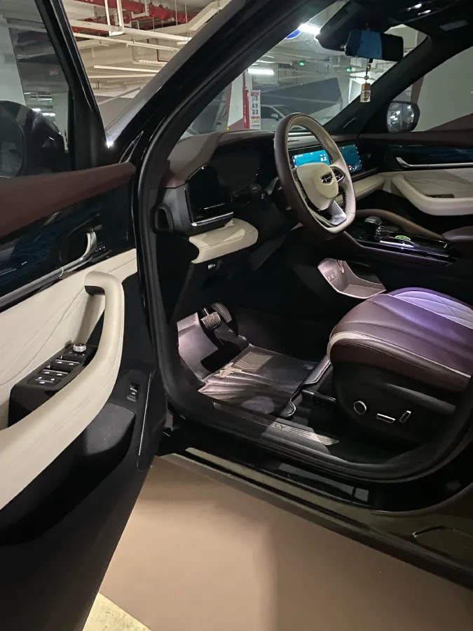 2021 Geely Monjaro 2.0T 218HP L4 7DCT,autocango,china used car exporter,china ev exporter,chinese used car exporter,chinese used ev exporter