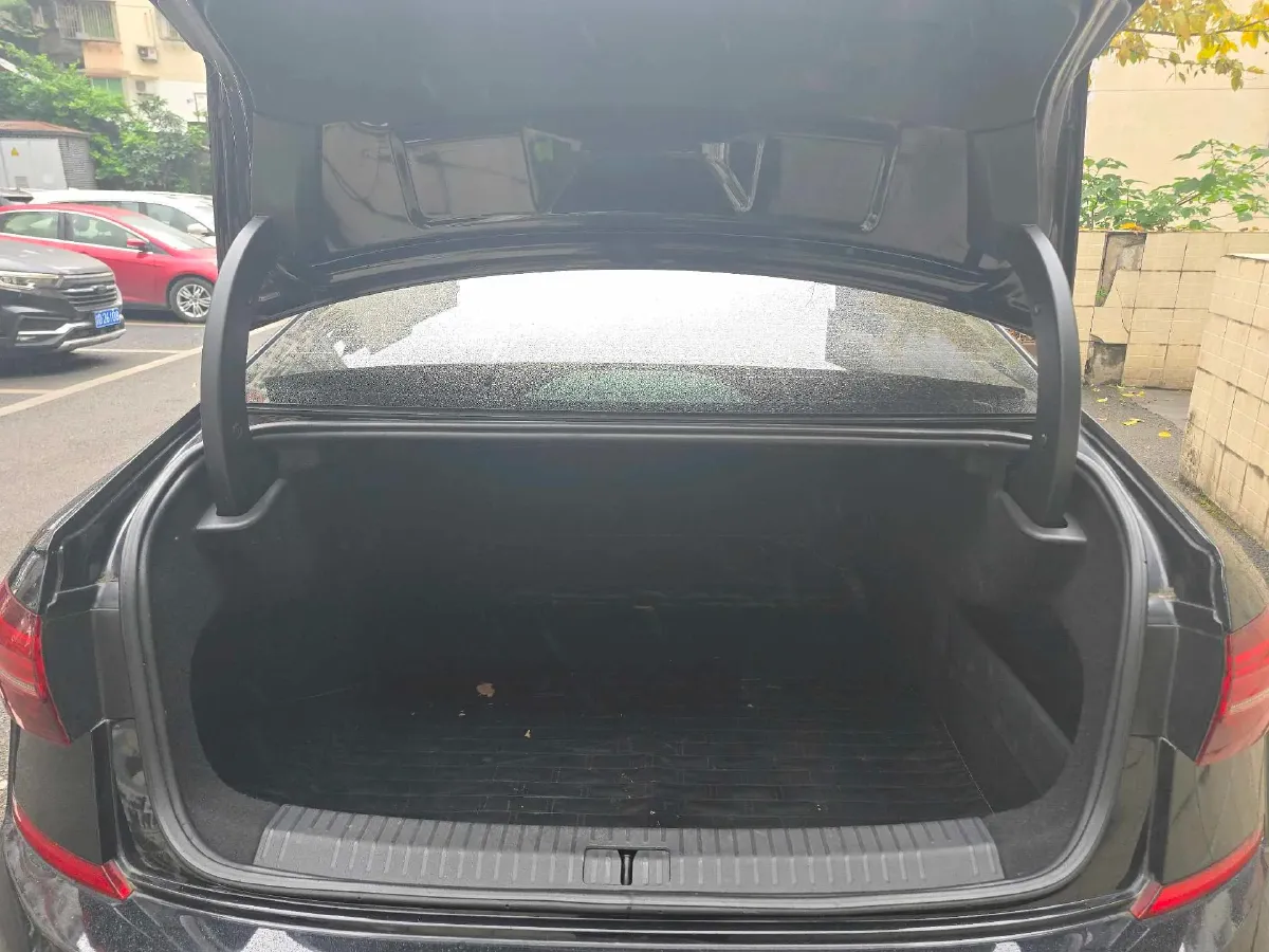 2020 Volkswagen Passat 2.0T 186HP L4 7DCT,autocango,china used car exporter,china ev exporter,chinese used car exporter,chinese used ev exporter