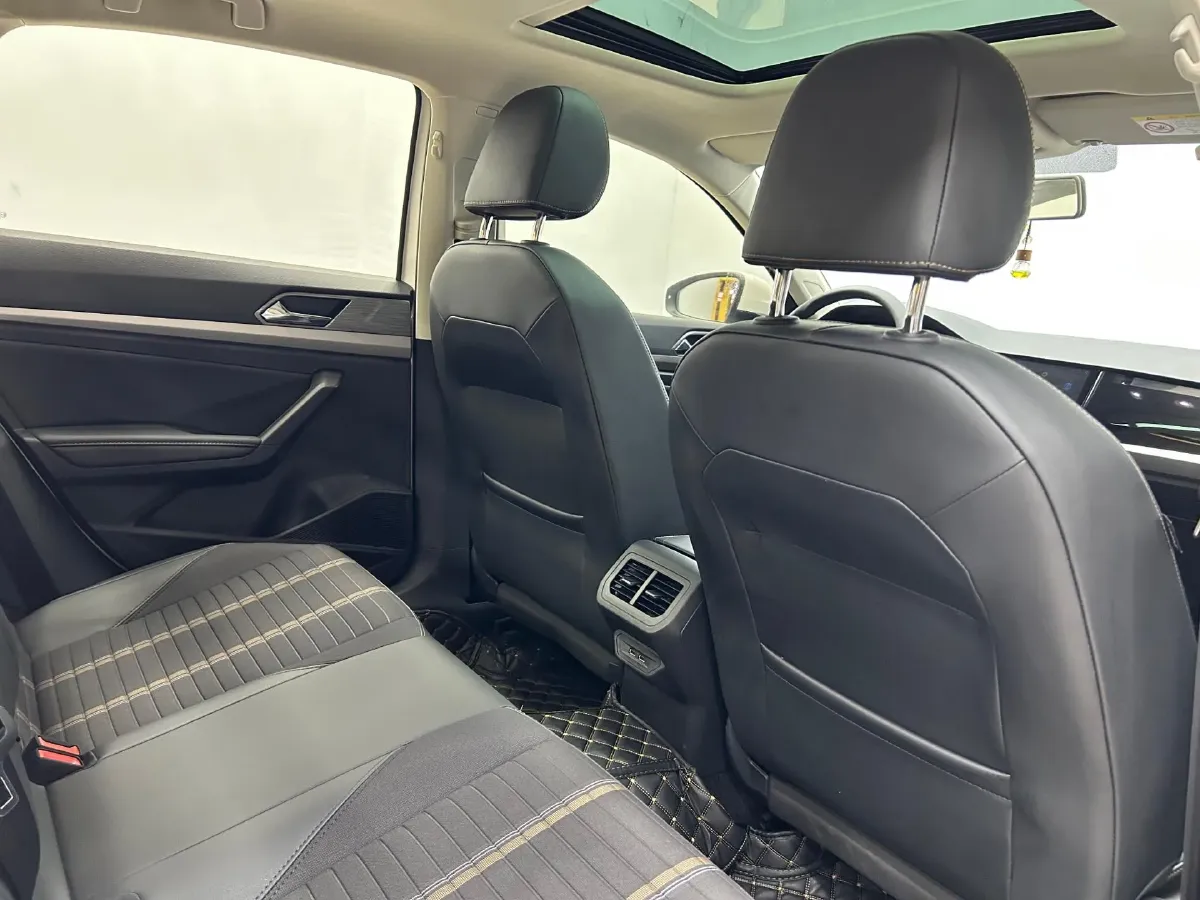 2022 Volkswagen Sagitar 1.2T 116HP L4 7DCT,autocango,china used car exporter,china ev exporter,chinese used car exporter,chinese used ev exporter