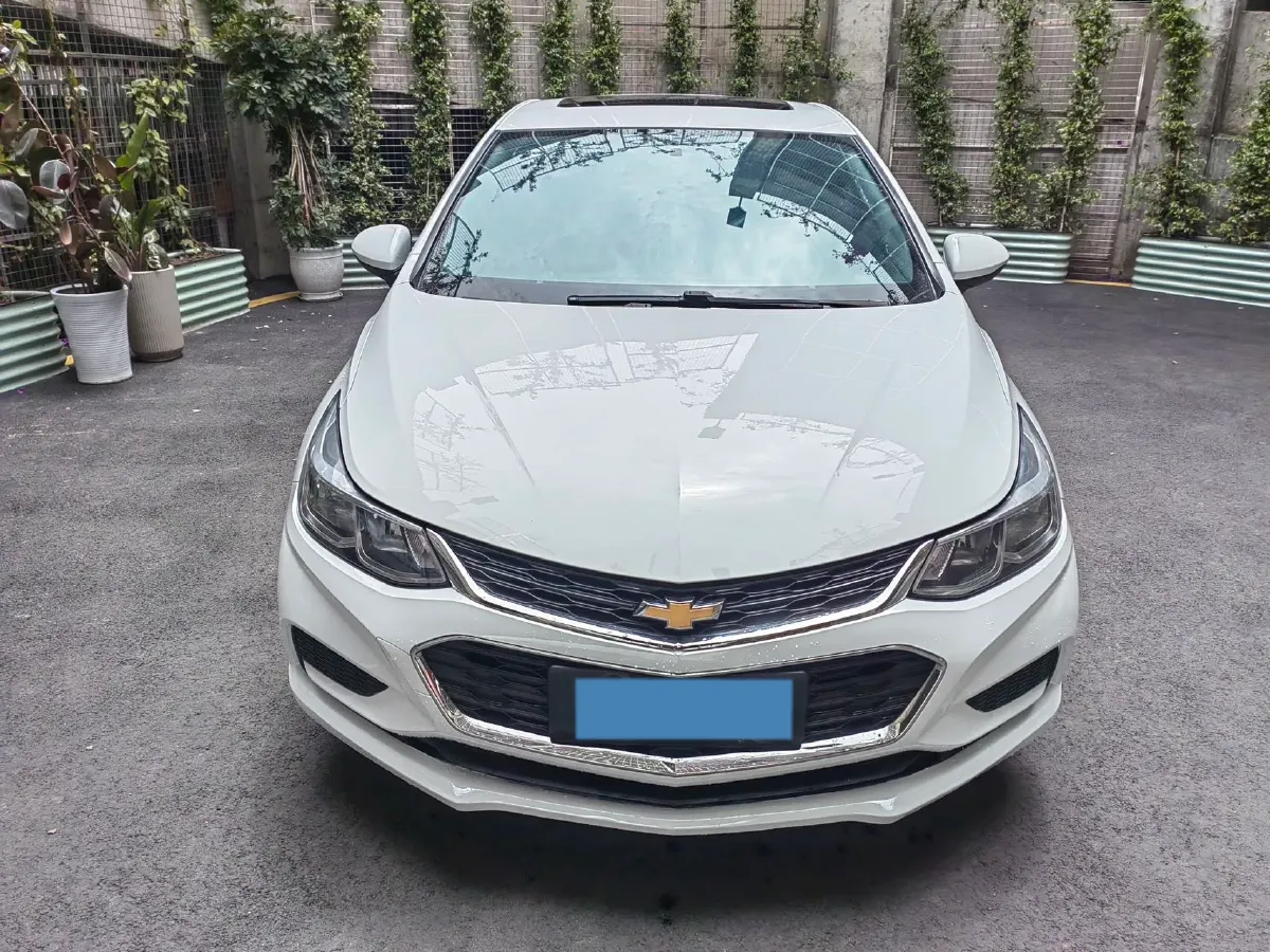 2018 Chevrolet Cruze 1.5L 114HP L4 6AT,autocango,china used car exporter,china ev exporter,chinese used car exporter,chinese used ev exporter