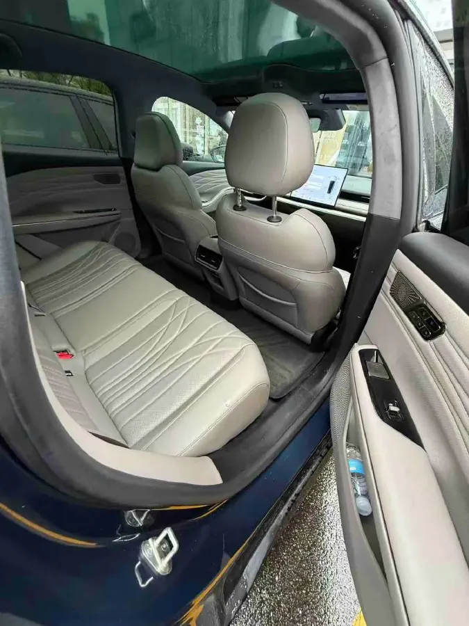 2025 Geely Galaxy Starshine 8 1.5T 163HP L4 3DHT PHEV 27.69KWH,autocango,china used car exporter,china ev exporter,chinese used car exporter,chinese used ev exporter