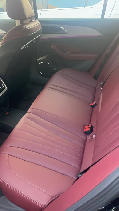 2025 HongQi H5 1.5T 169HP L4 1DHT Hybrid,autocango,china used car exporter,china ev exporter,chinese used car exporter,chinese used ev exporter