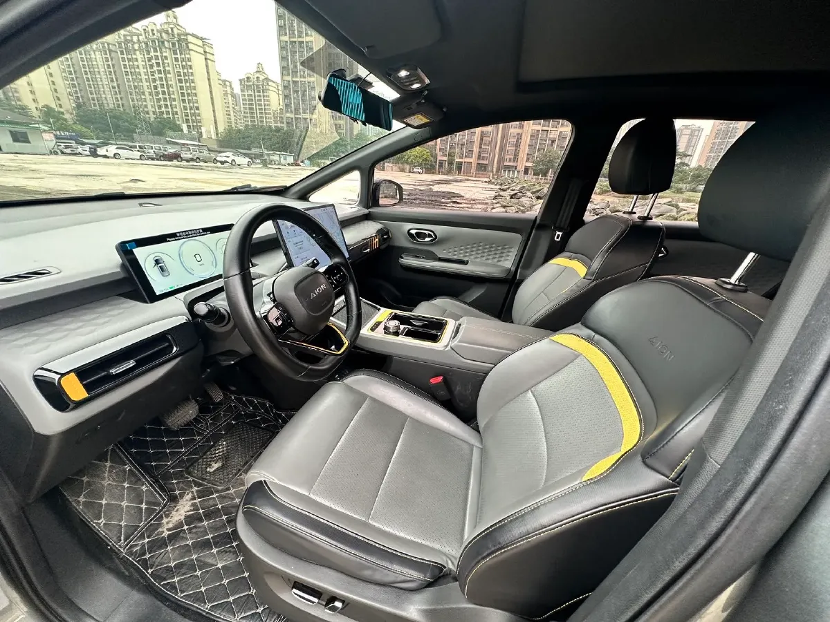 2022 Geely Okavango 1.8T 184HP L4 7DCT,autocango,china used car exporter,china ev exporter,chinese used car exporter,chinese used ev exporter