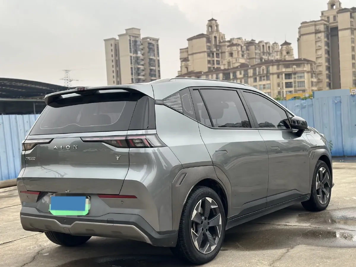 2022 Geely Okavango 1.8T 184HP L4 7DCT,autocango,china used car exporter,china ev exporter,chinese used car exporter,chinese used ev exporter