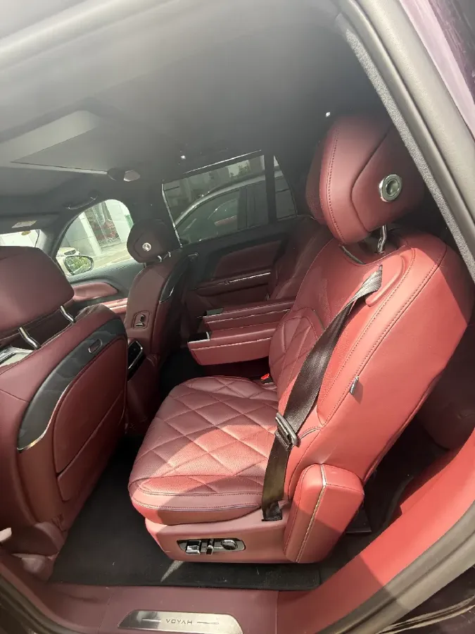 2026 Voyah 9L 1.5T 150HP L4 PHEV,autocango,china used car exporter,china ev exporter,chinese used car exporter,chinese used ev exporter