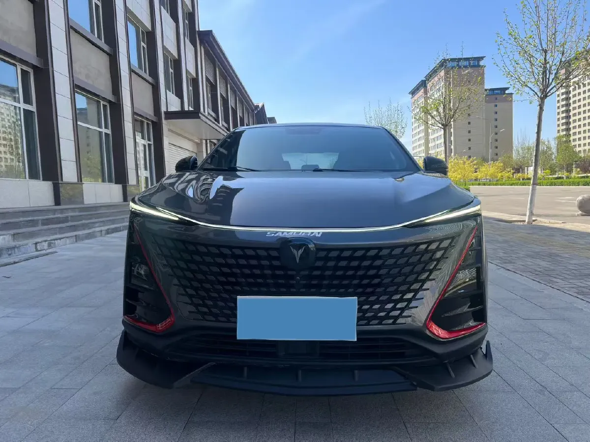2021 ChangAn UNI-T 1.5T 180HP L4 7DCT,autocango,china used car exporter,china ev exporter,chinese used car exporter,chinese used ev exporter