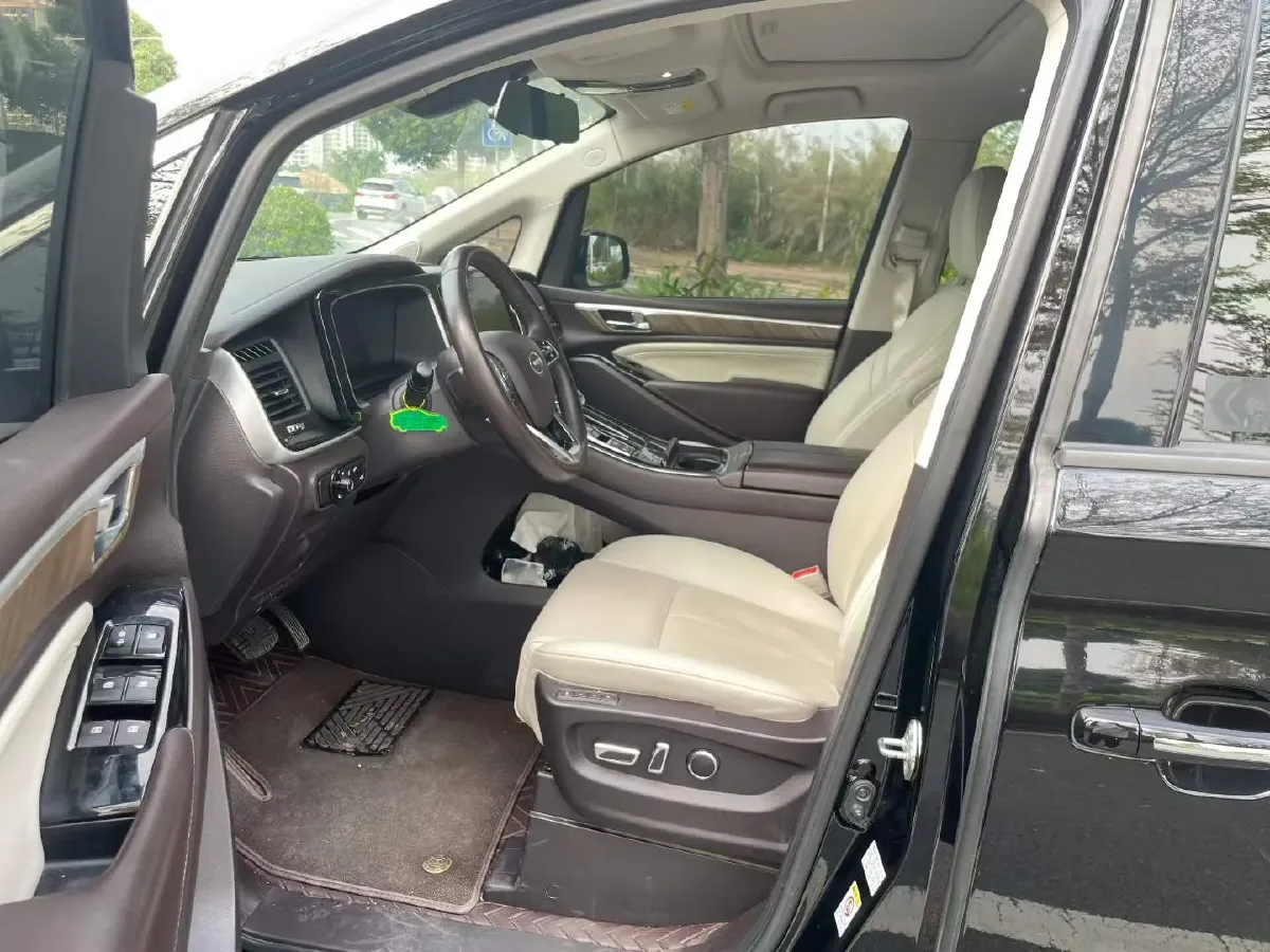 2023 GAC Trumpchi M8 2.0T 252HP L4 8AT,autocango,china used car exporter,china ev exporter,chinese used car exporter,chinese used ev exporter