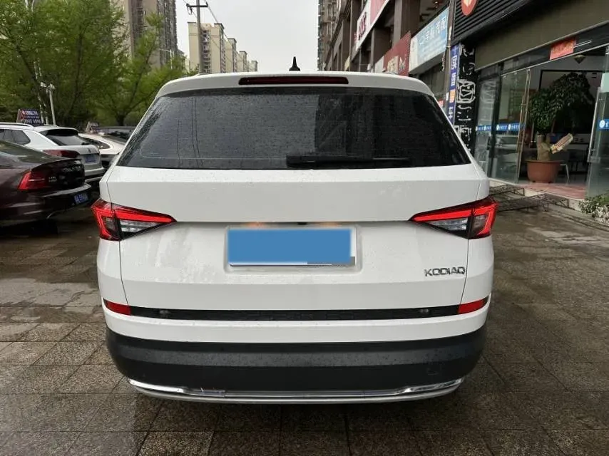 2020 Skoda Kodiak 2.0T 186HP L4 7DCT,autocango,china used car exporter,china ev exporter,chinese used car exporter,chinese used ev exporter