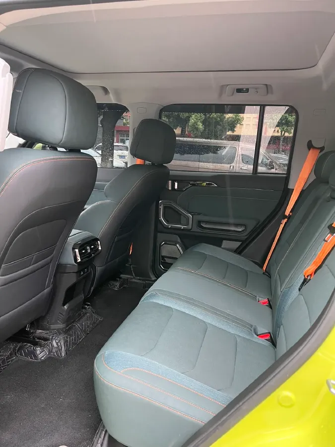 2023 Jetour Traveller 1.5T 184HP L4 7DCT,autocango,china used car exporter,china ev exporter,chinese used car exporter,chinese used ev exporter