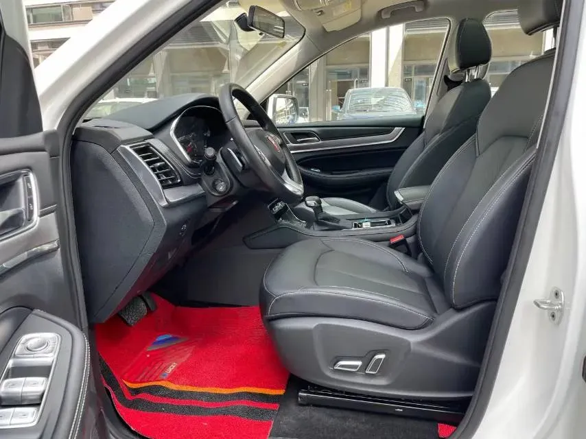 2019 Roewe RX8 2.0T 222HP L4 6AT,autocango,china used car exporter,china ev exporter,chinese used car exporter,chinese used ev exporter