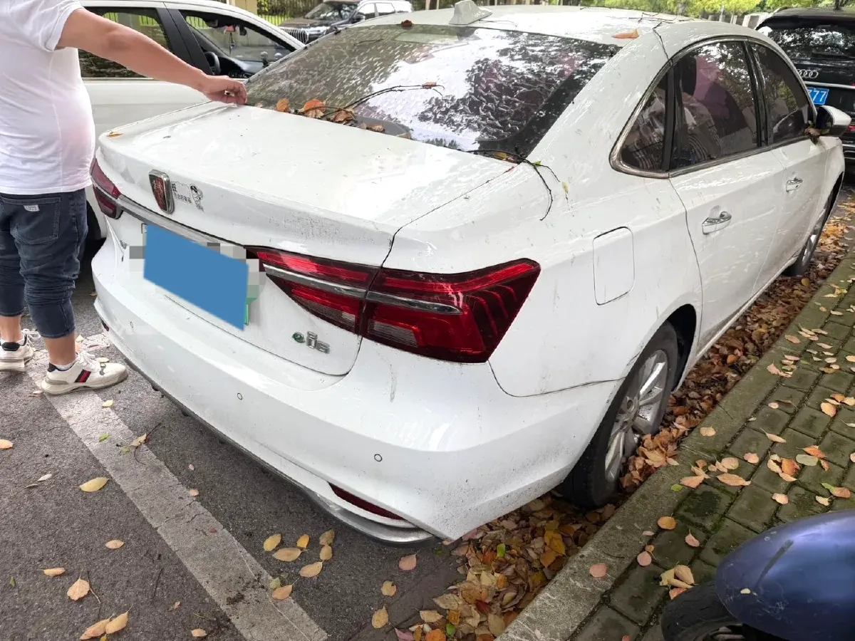 2017 Roewe i6 1.0T 125HP L3 2AT PHEV,autocango,china used car exporter,china ev exporter,chinese used car exporter,chinese used ev exporter