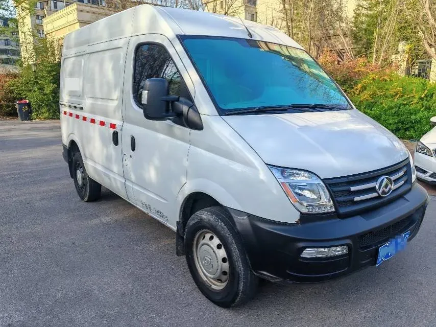 2019 MAXUS XinTu V80 2.0T 139HP L4 6MT,autocango,china used car exporter,china ev exporter,chinese used car exporter,chinese used ev exporter