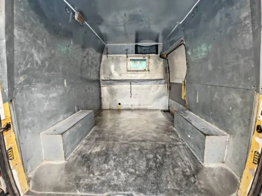 2019 MAXUS XinTu V80 2.0T 139HP L4 6MT,autocango,china used car exporter,china ev exporter,chinese used car exporter,chinese used ev exporter