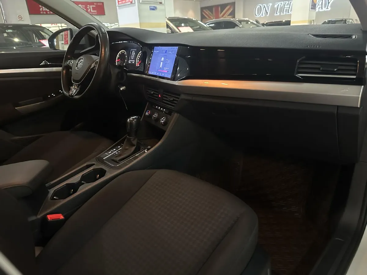 2020 Volkswagen Bora 1.5L 113HP L4 6AT,autocango,china used car exporter,china ev exporter,chinese used car exporter,chinese used ev exporter