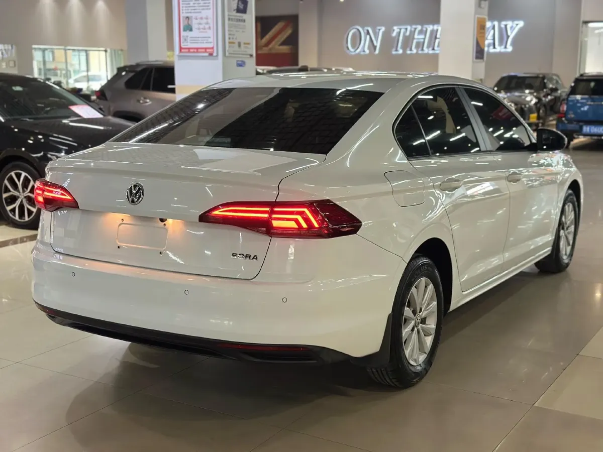 2020 Volkswagen Bora 1.5L 113HP L4 6AT,autocango,china used car exporter,china ev exporter,chinese used car exporter,chinese used ev exporter