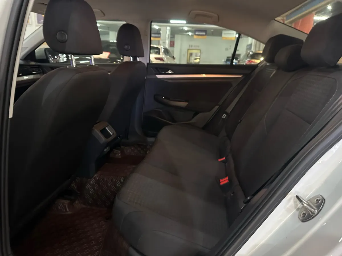 2020 Volkswagen Bora 1.5L 113HP L4 6AT,autocango,china used car exporter,china ev exporter,chinese used car exporter,chinese used ev exporter