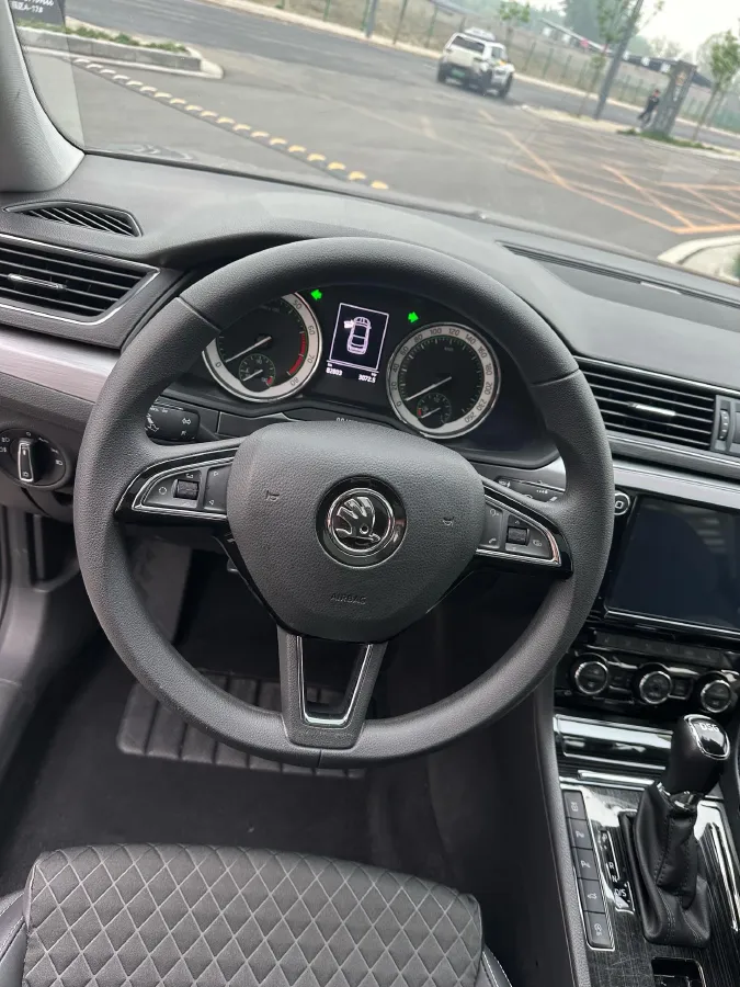 2018 Nissan Terra 2.5L 184HP L4 7AT,autocango,china used car exporter,china ev exporter,chinese used car exporter,chinese used ev exporter