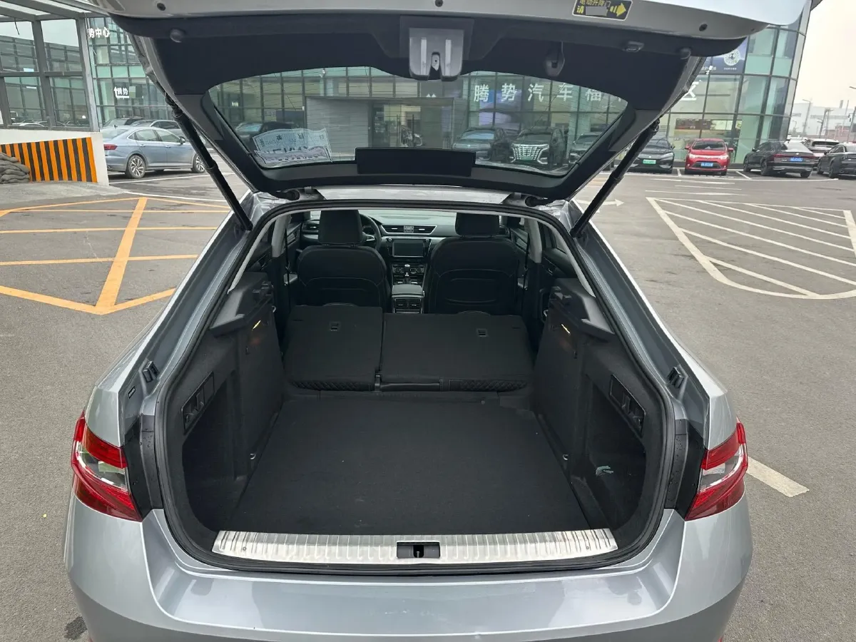 2018 Nissan Terra 2.5L 184HP L4 7AT,autocango,china used car exporter,china ev exporter,chinese used car exporter,chinese used ev exporter