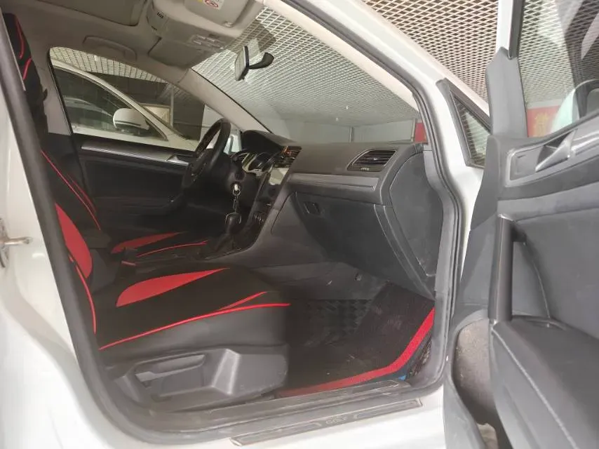 2018 Volkswagen Golf 1.6L 110HP L4 6AT,autocango,china used car exporter,china ev exporter,chinese used car exporter,chinese used ev exporter