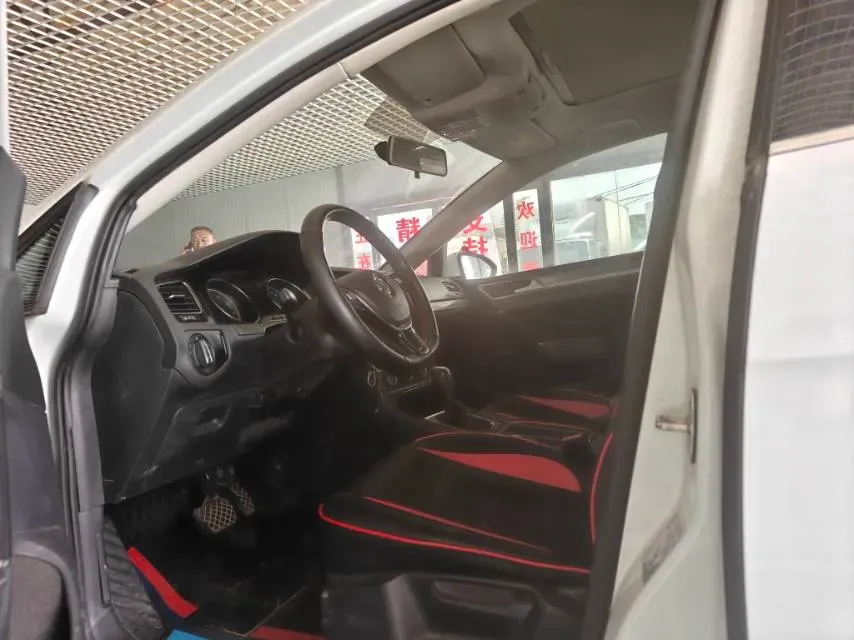 2018 Volkswagen Golf 1.6L 110HP L4 6AT,autocango,china used car exporter,china ev exporter,chinese used car exporter,chinese used ev exporter