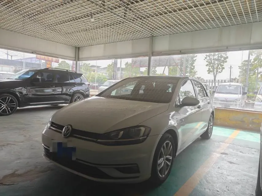 2018 Volkswagen Golf 1.6L 110HP L4 6AT,autocango,china used car exporter,china ev exporter,chinese used car exporter,chinese used ev exporter