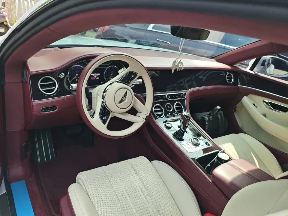 2024 Bentley Continental 4.0T 549HP V8 8DCT,autocango,china used car exporter,china ev exporter,chinese used car exporter,chinese used ev exporter