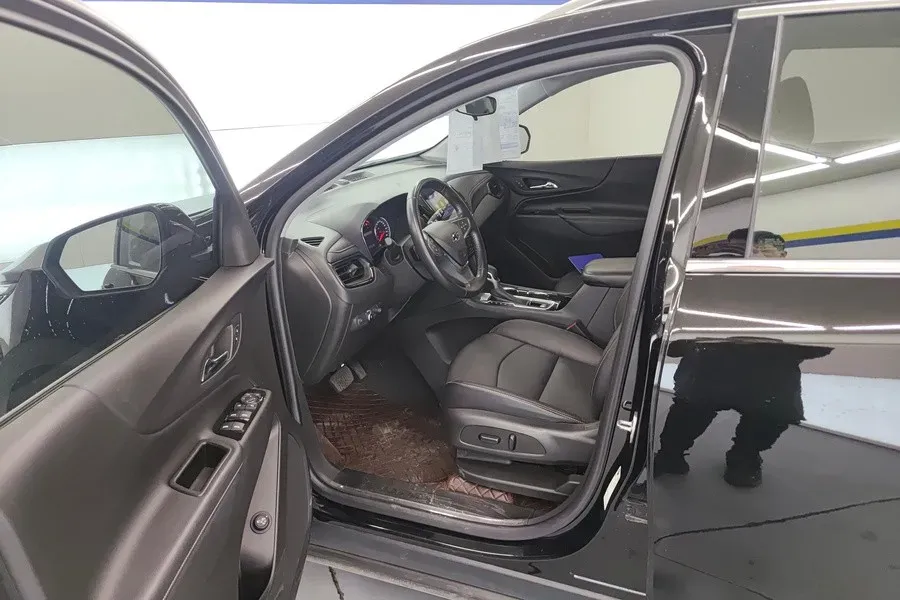 2021 Chevrolet Equinox 1.5T 169HP L4 6AT,autocango,china used car exporter,china ev exporter,chinese used car exporter,chinese used ev exporter