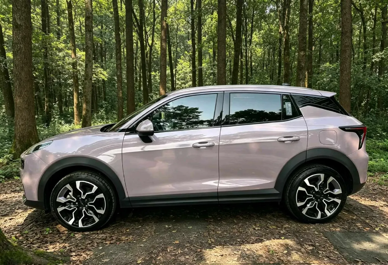 2022 Roewe i6 MAX BEV 61.1KWH,autocango,china used car exporter,china ev exporter,chinese used car exporter,chinese used ev exporter