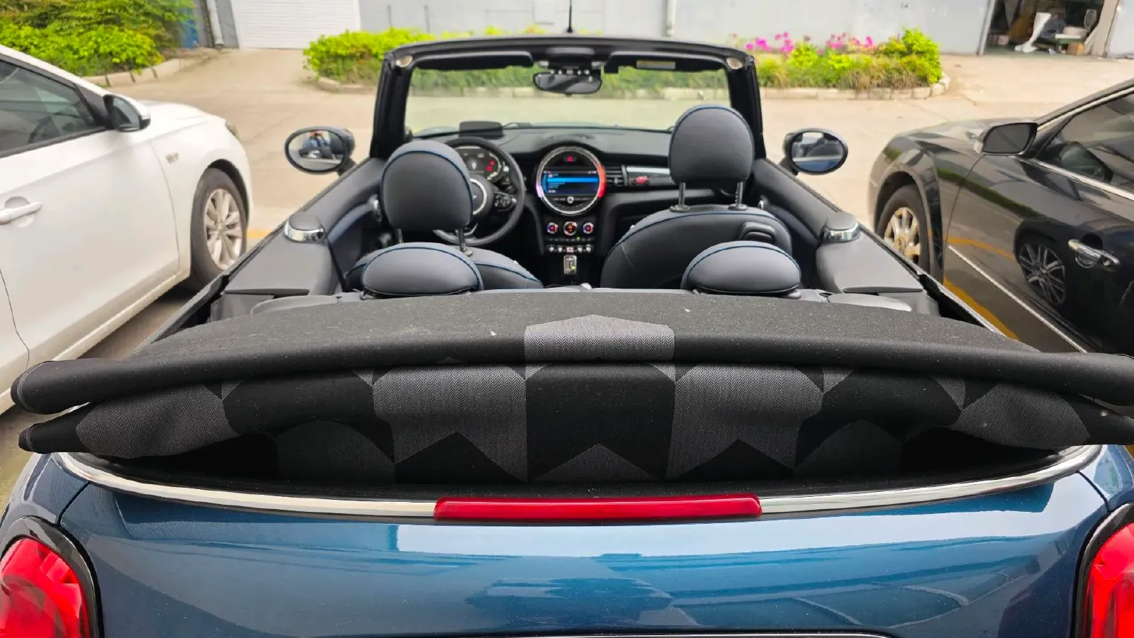 2021 MINI MINI 2.0T 192HP L4 7DCT,autocango,china used car exporter,china ev exporter,chinese used car exporter,chinese used ev exporter