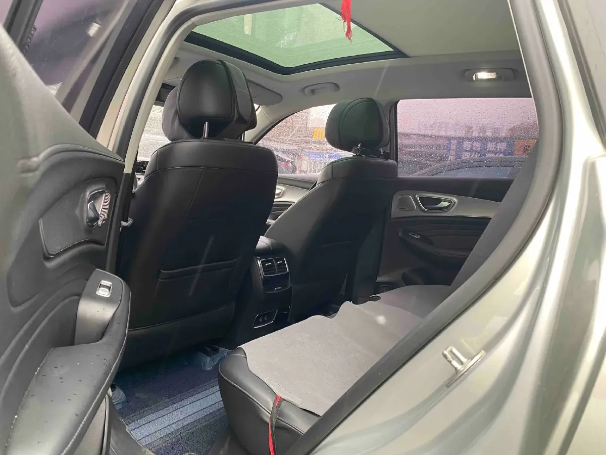 2019 Roewe RX5 MAX 2.0T 231HP L4 6DCT,autocango,china used car exporter,china ev exporter,chinese used car exporter,chinese used ev exporter