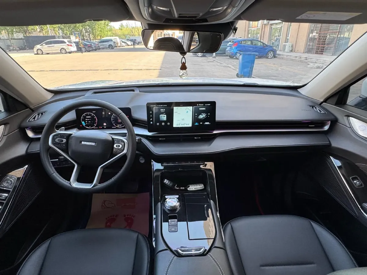 2021 Haval H6 2.0T 211HP L4 7DCT,autocango,china used car exporter,china ev exporter,chinese used car exporter,chinese used ev exporter