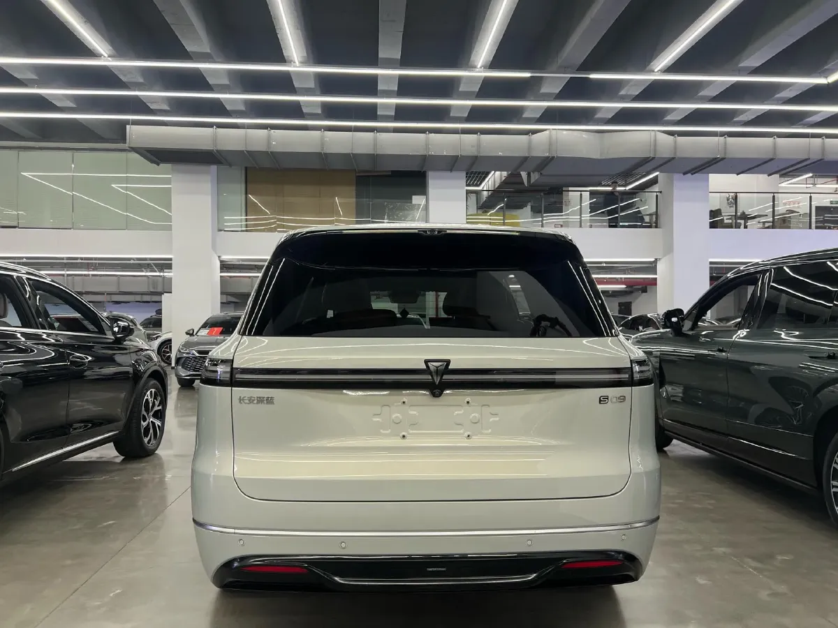 2025 Deepal S09 REEV 150HP REEV,autocango,china used car exporter,china ev exporter,chinese used car exporter,chinese used ev exporter