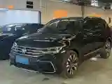 2025 Volkswagen Tiguan L 2.0T 186HP L4 7DCT