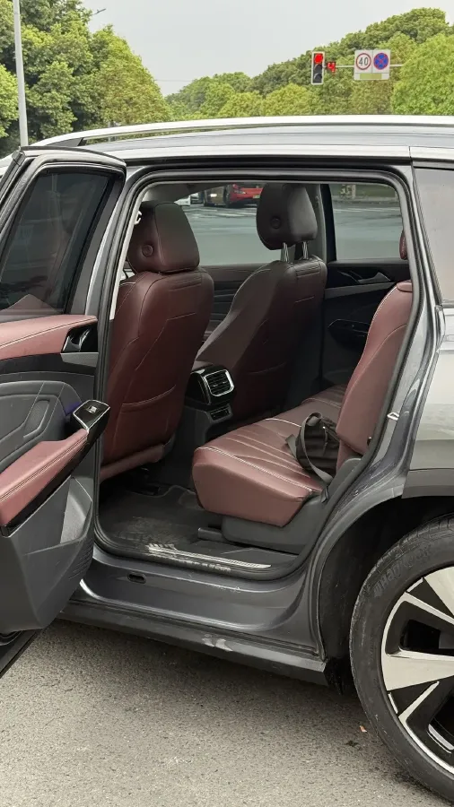 2023 Volkswagen ID.6 X BEV 83.4KWH,autocango,china used car exporter,china ev exporter,chinese used car exporter,chinese used ev exporter