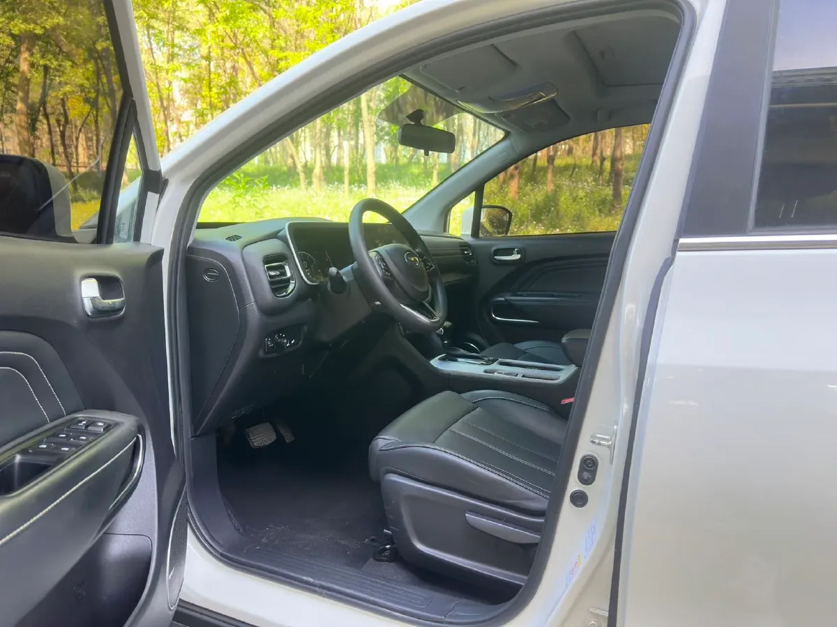 2021 GAC Trumpchi GS3 1.5T 169HP L4 6AT,autocango,china used car exporter,china ev exporter,chinese used car exporter,chinese used ev exporter