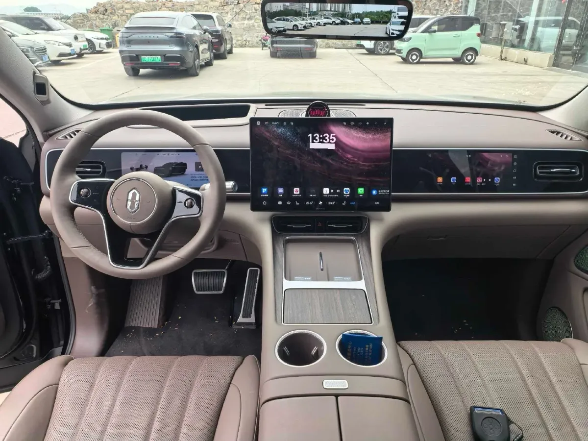 2026 AITO AITO M7 REEV 160HP REEV,autocango,china used car exporter,china ev exporter,chinese used car exporter,chinese used ev exporter