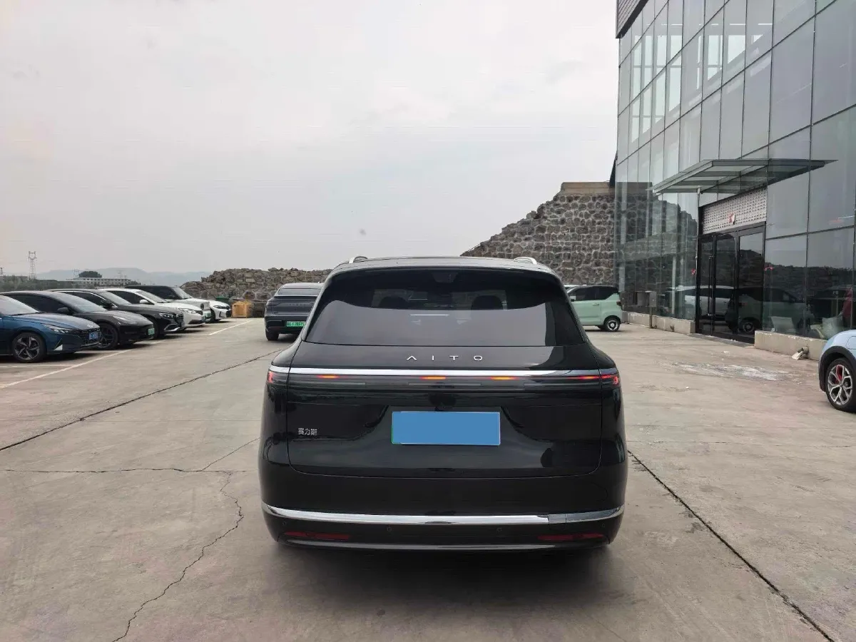 2026 AITO AITO M7 REEV 160HP REEV,autocango,china used car exporter,china ev exporter,chinese used car exporter,chinese used ev exporter