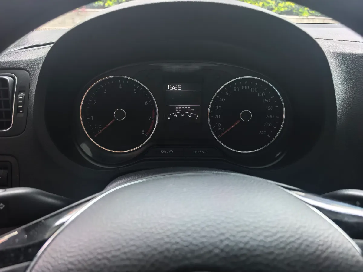 2016 Volkswagen Polo 1.6L 110HP L4 6AT,autocango,china used car exporter,china ev exporter,chinese used car exporter,chinese used ev exporter