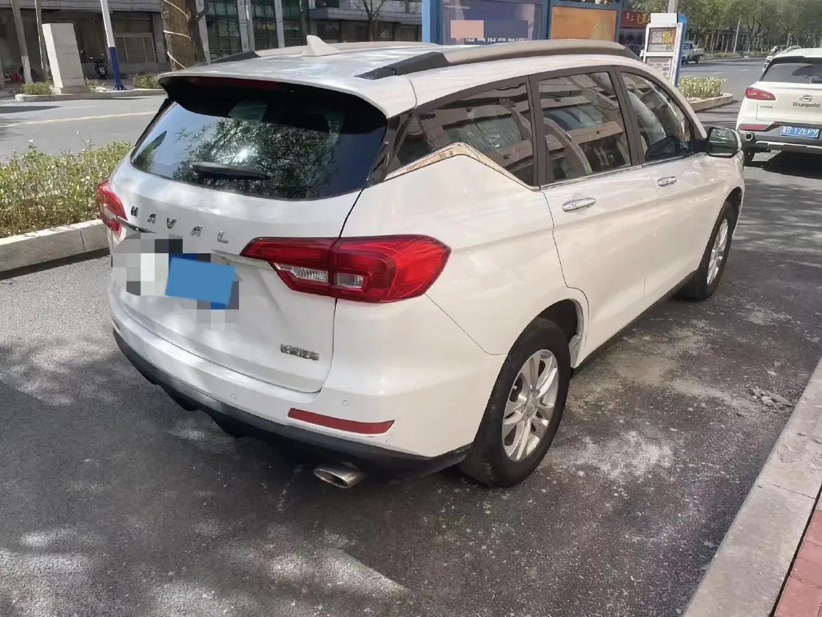 2019 Haval M6 1.5T 150HP L4 6MT,autocango,china used car exporter,china ev exporter,chinese used car exporter,chinese used ev exporter