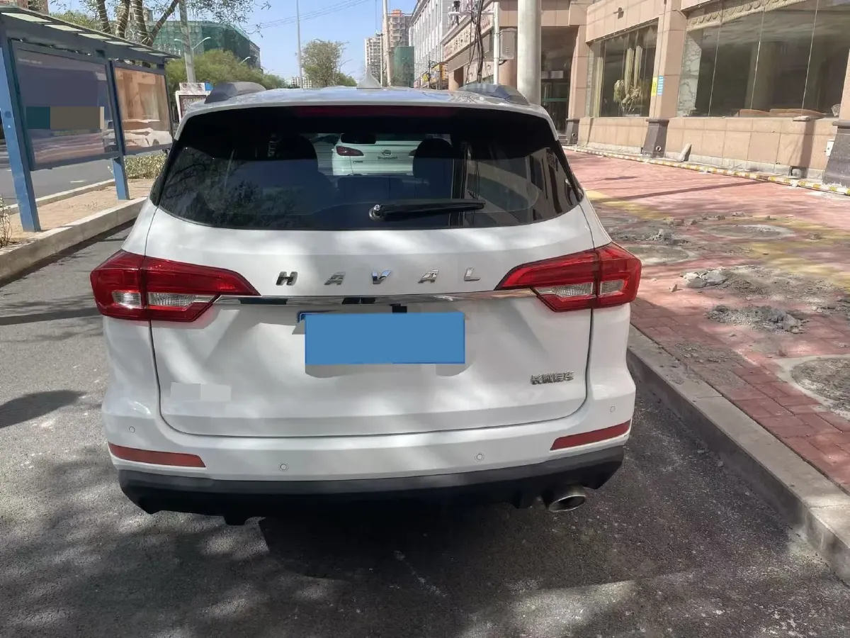 2019 Haval M6 1.5T 150HP L4 6MT,autocango,china used car exporter,china ev exporter,chinese used car exporter,chinese used ev exporter