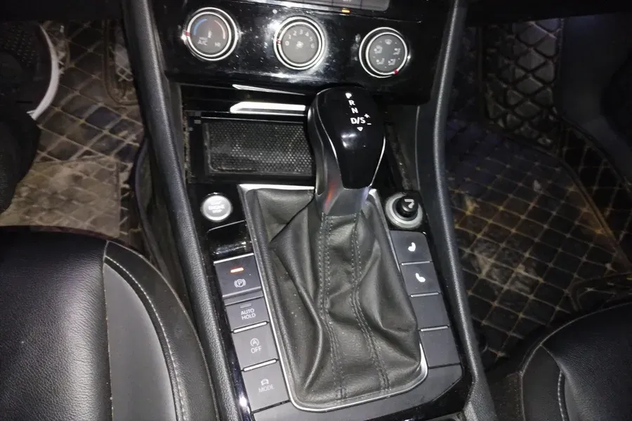 2020 Volkswagen Sagitar 1.4T 150HP L4 7DCT,autocango,china used car exporter,china ev exporter,chinese used car exporter,chinese used ev exporter