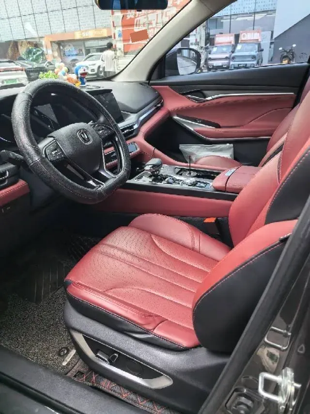 2021 ChangAn CS75 Plus 1.5T 178HP L4 6AT,autocango,china used car exporter,china ev exporter,chinese used car exporter,chinese used ev exporter