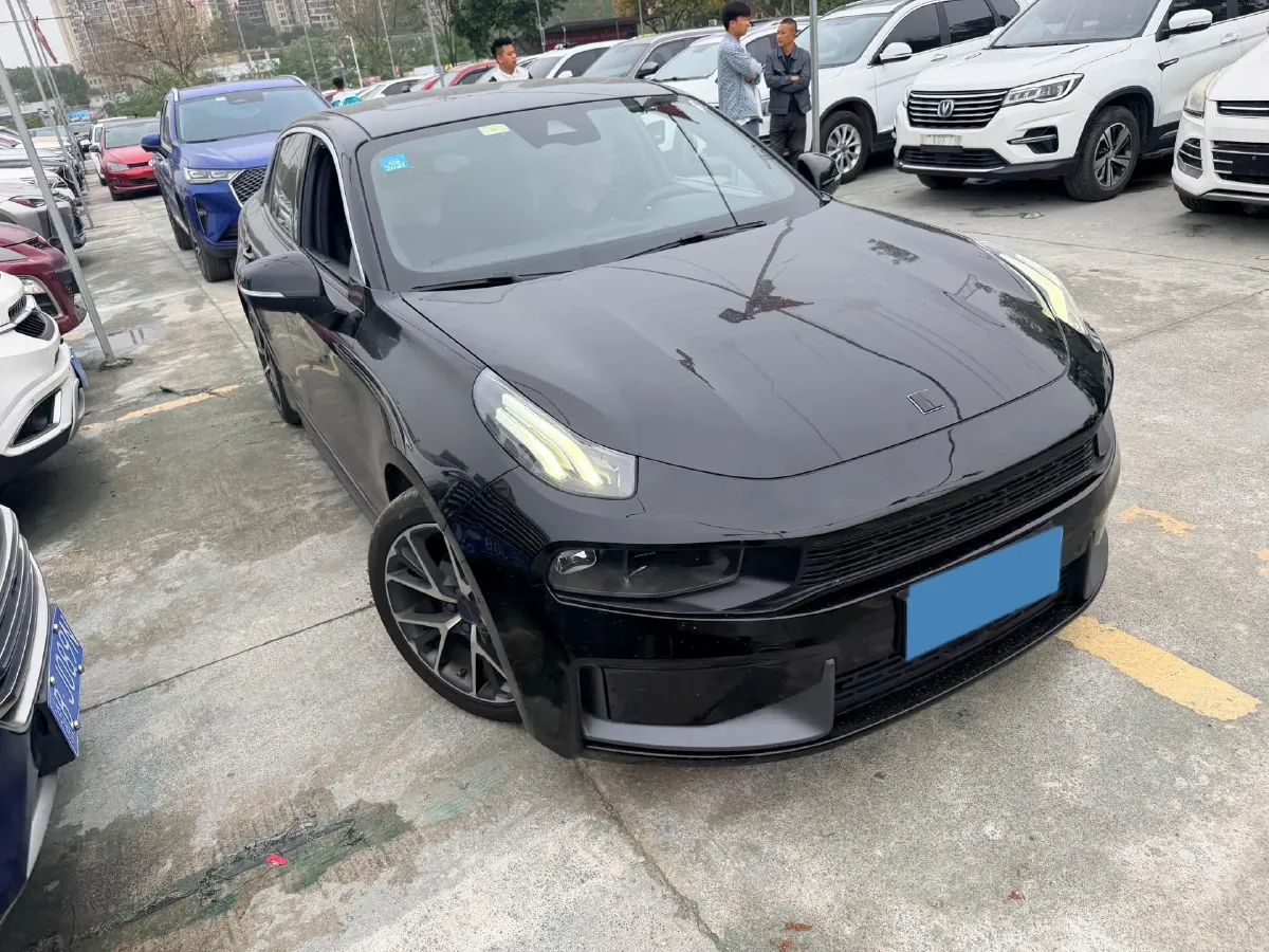 2018 Toyota C-HR 2.0L 171HP L4 CVT,autocango,china used car exporter,china ev exporter,chinese used car exporter,chinese used ev exporter