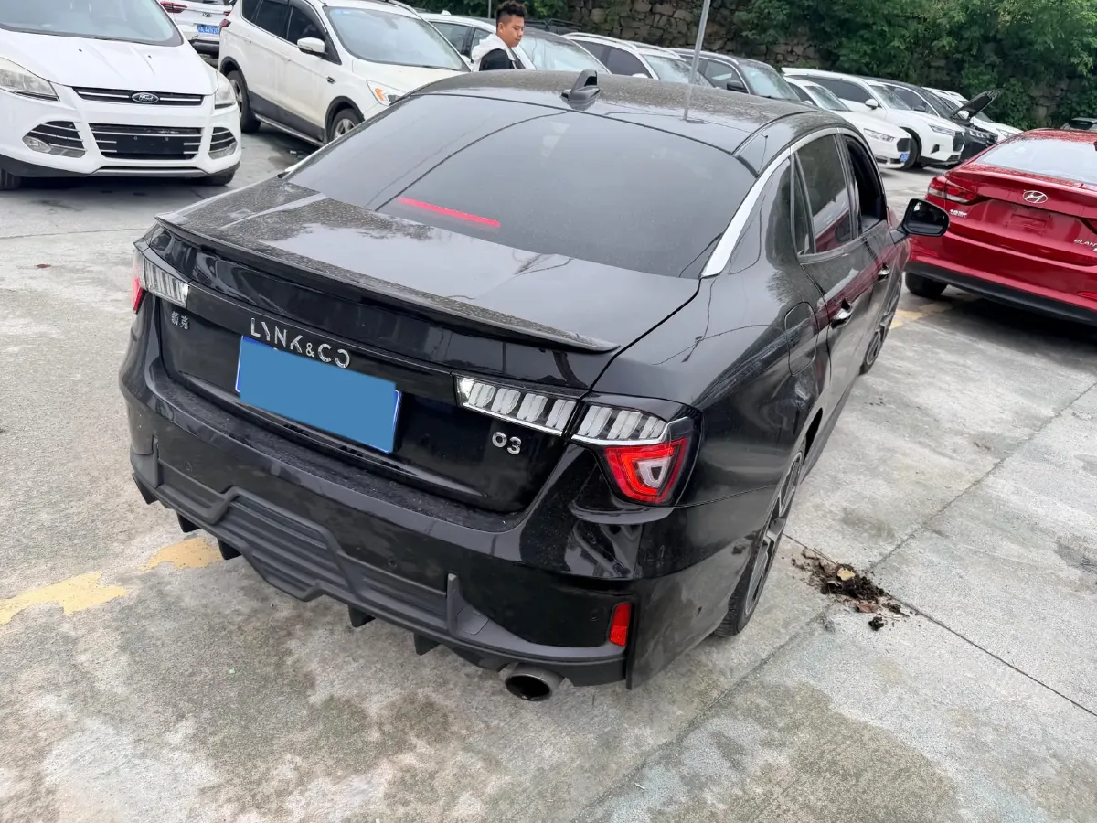 2018 Toyota C-HR 2.0L 171HP L4 CVT,autocango,china used car exporter,china ev exporter,chinese used car exporter,chinese used ev exporter