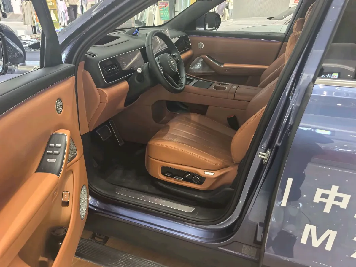 2026 AITO AITO M7 REEV 160HP REEV,autocango,china used car exporter,china ev exporter,chinese used car exporter,chinese used ev exporter