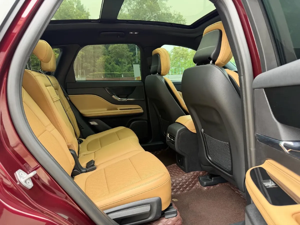 2021 Lincoln Corsair 2.0T 245HP L4 8AT,autocango,china used car exporter,china ev exporter,chinese used car exporter,chinese used ev exporter